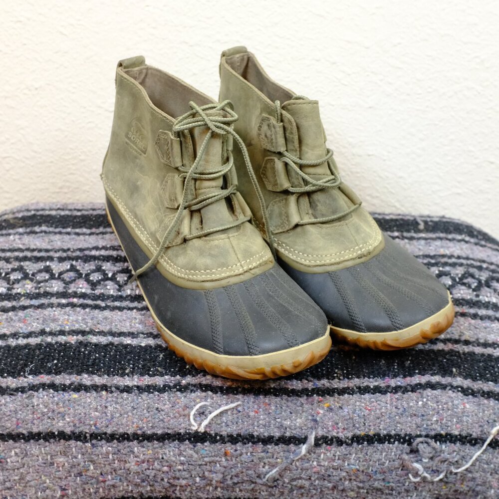 Sorel cheyenne rain chore boots green womens 10